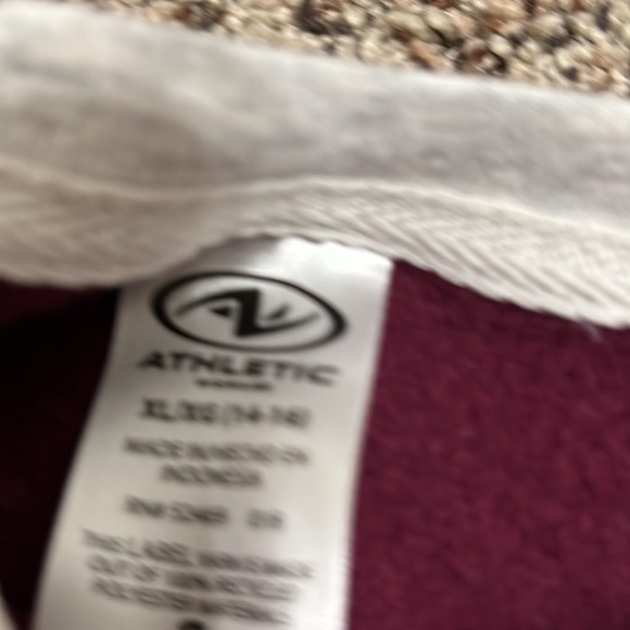 ATHLETIC SWEATER! - Picture 2 of 2